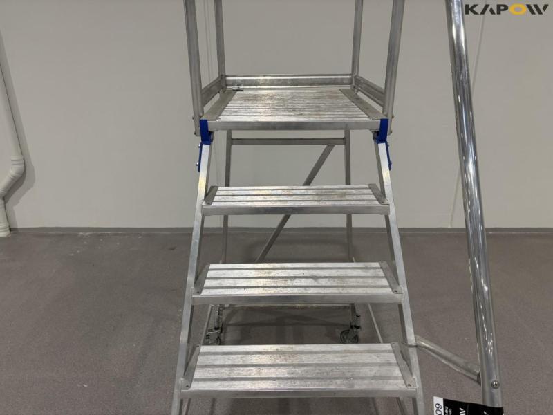 Zarges EN 131-7 platform ladder 9