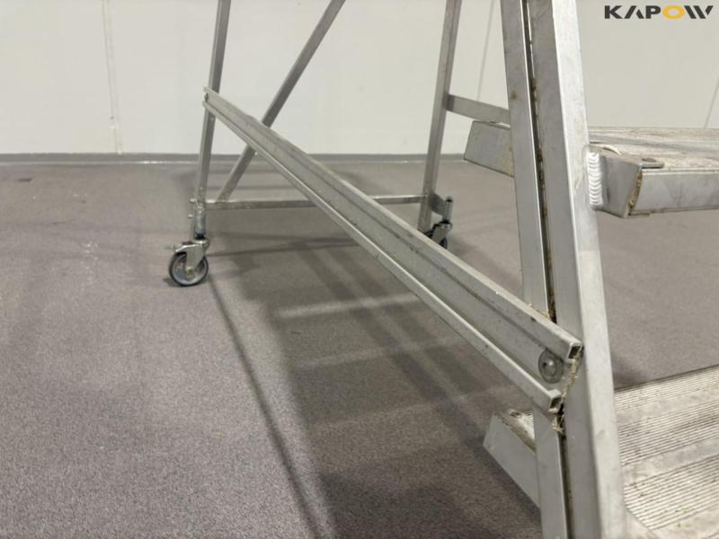 Zarges EN 131-7 platform ladder 15