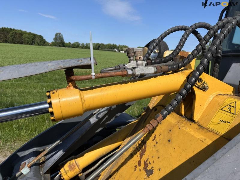 ZL16F wheel loader 14
