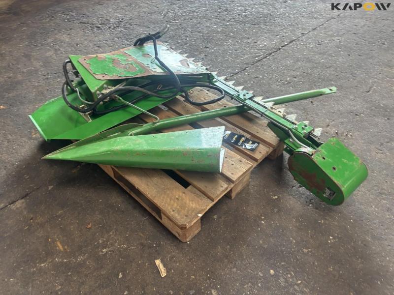 Zurn side knife with John Deere mount 3