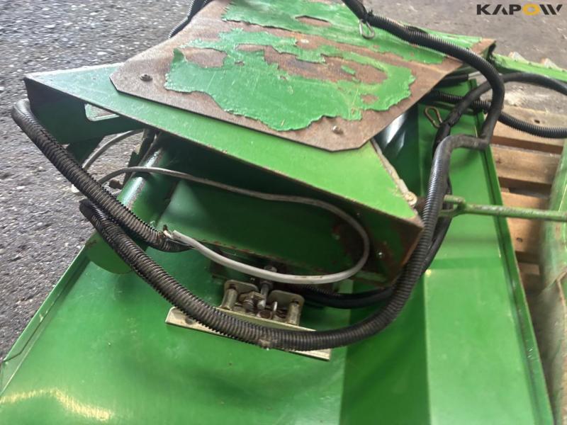 Zurn side knife with John Deere mount 14