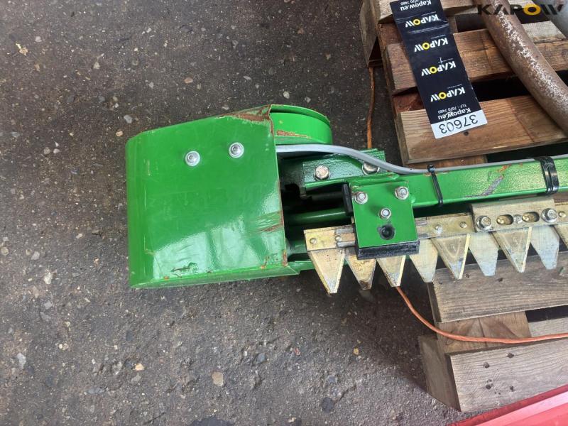 Zurn side knife for John Deere 7