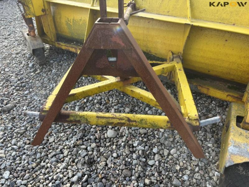 Snow plow with A-frame 19