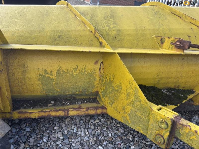 Snow plow with A-frame 22