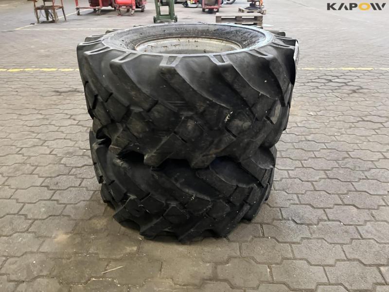 18-19.5 complete wheel 4