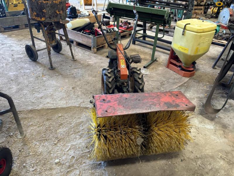 2-wheeled tool carrier with broom 2