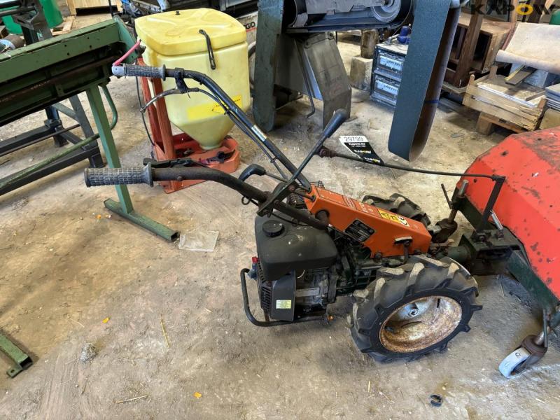 2-wheeled tool carrier with broom 4