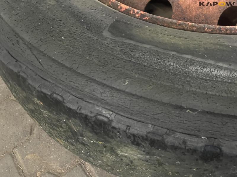 315/80-R22.5 complete wheel with 2 pcs. rim ring 11