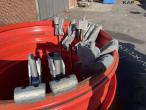 650/85-R38 twin wheels with 8 locks 15
