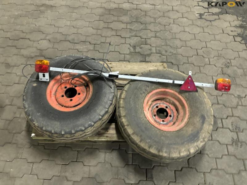 9.00-13 complete wheels 17