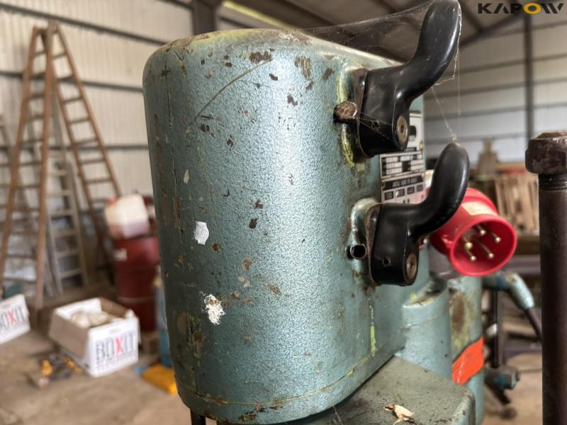 Abarboga E 825 pillar drilling machine 7