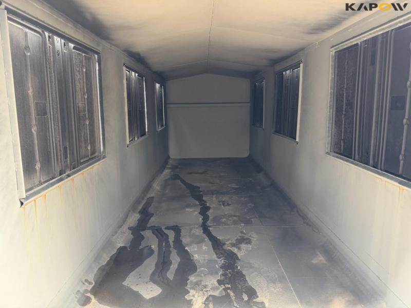 Waste container 17