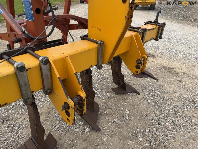 Agrisem 5 tooth cultivator with lift 15