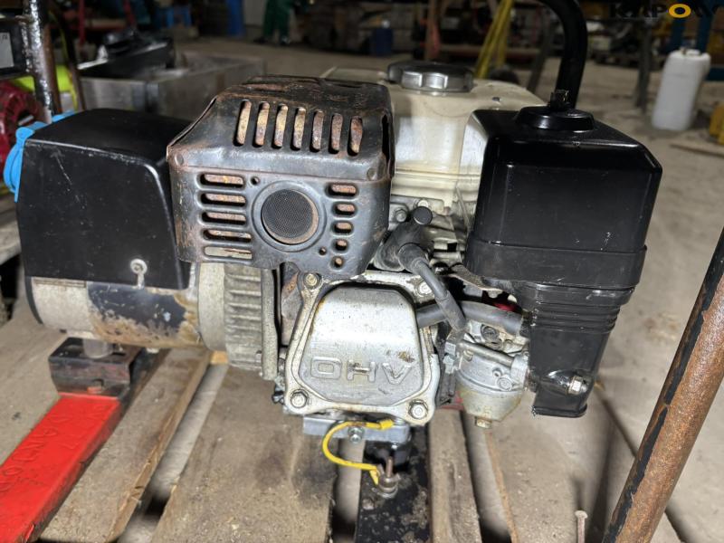 AGT 2501 HSB generator 10