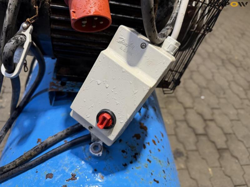Airtec LT270 compressor 11