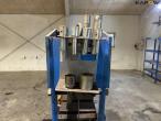 Aj Wholesale presses 25