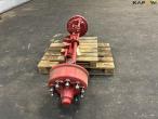 Axle with brakes 4