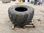 Alliance 750/45-R26.5 tires 4
