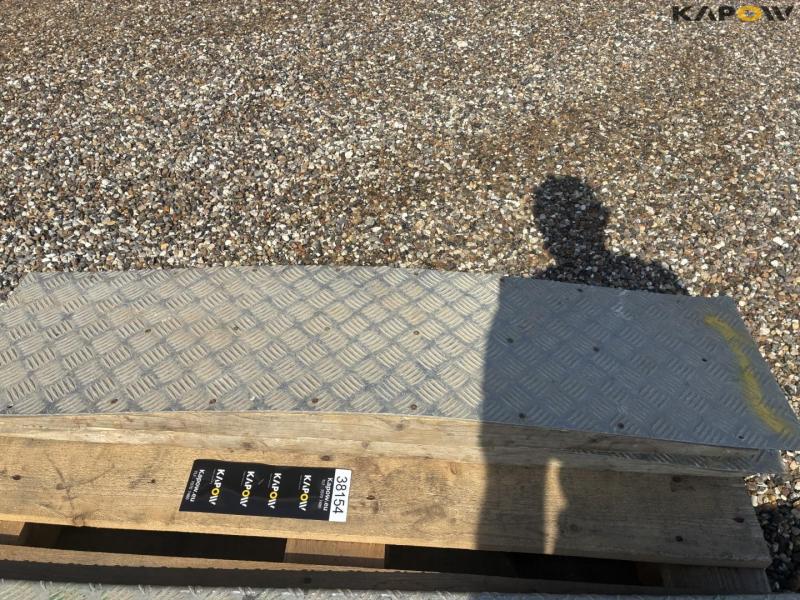 Aluminum ramps - 2 sets 14