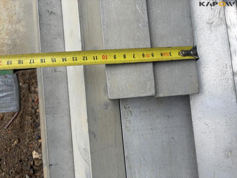 Aluminum profiles/rails 10