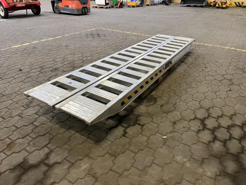 Aluminum chutes 6300kg 5