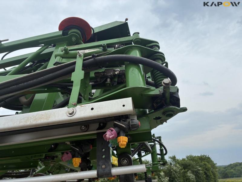 Amazone UX3200 super sprayer 48