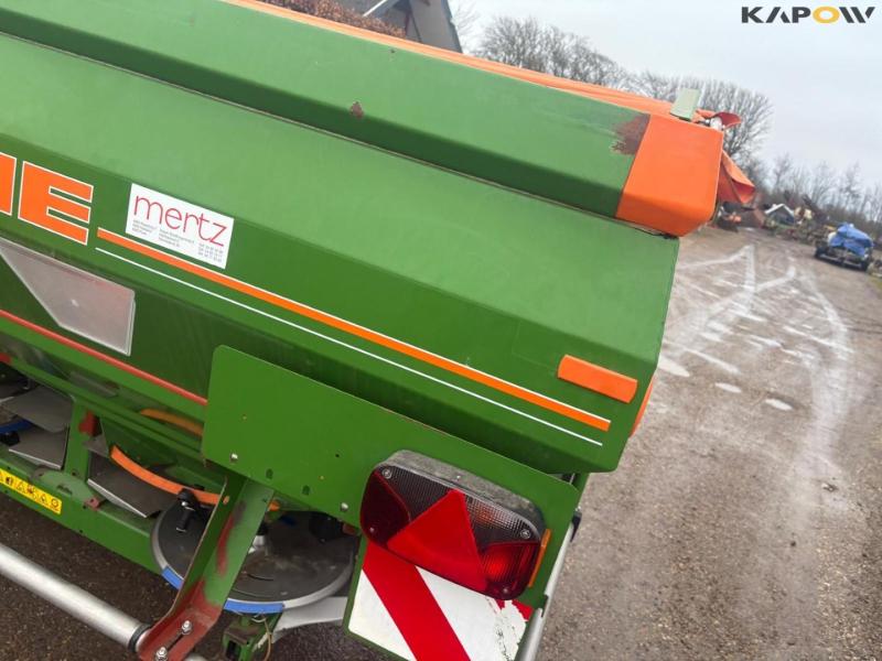 Amazone ZA-M ultra 3000 fertilizer spreader 25
