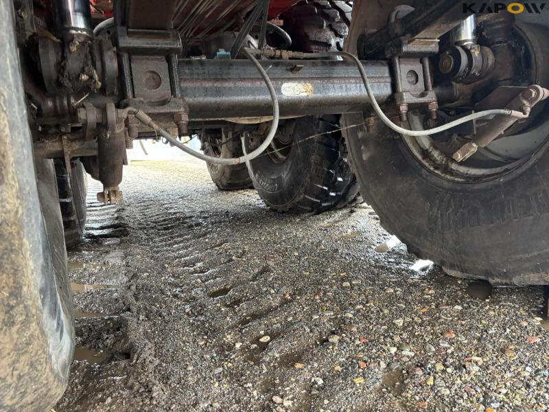 AP 25 slurry tanker with 28 m drag hoses and crane 33