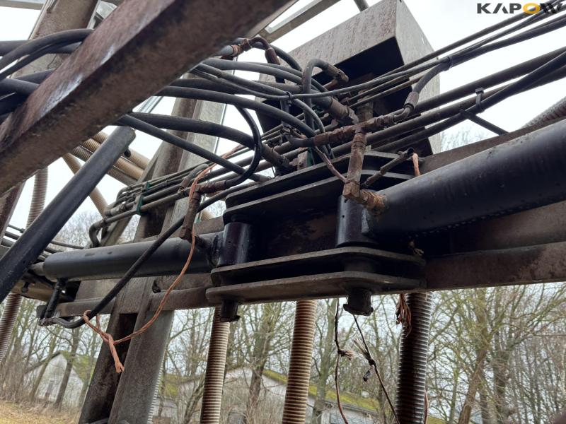 AP 25 slurry tanker with 28 m drag hoses and crane 63