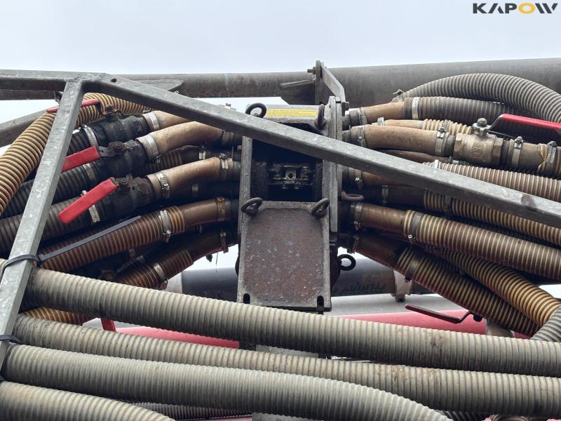 AP 25 slurry tanker with 28 m drag hoses and crane 67