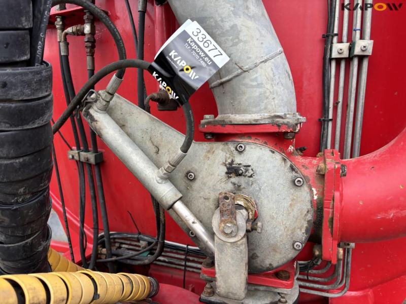 AP 25 Slurry tanker. 14