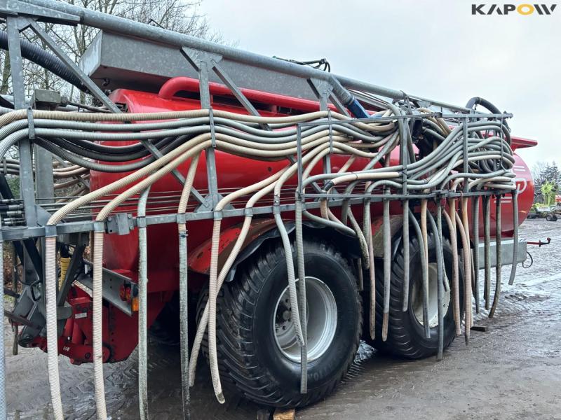 AP slurry tanker with boom 21