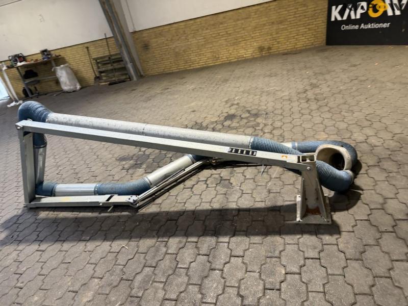 Arm for extraction 8