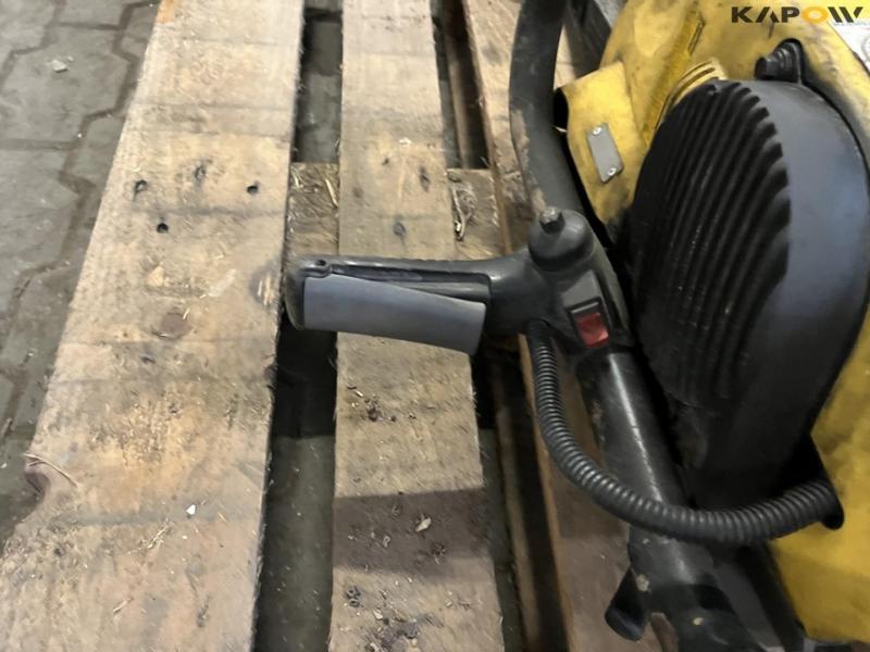 Atlas Copco concrete hammer 11