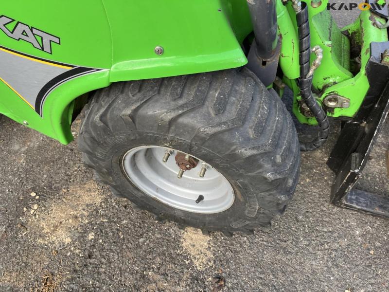 Avant 220 stable cat 21