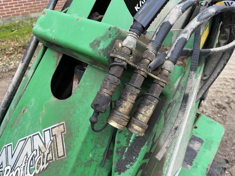 Avant LS-60 Proficat loader 9