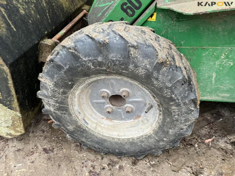 Avant LS-60 Proficat loader 11