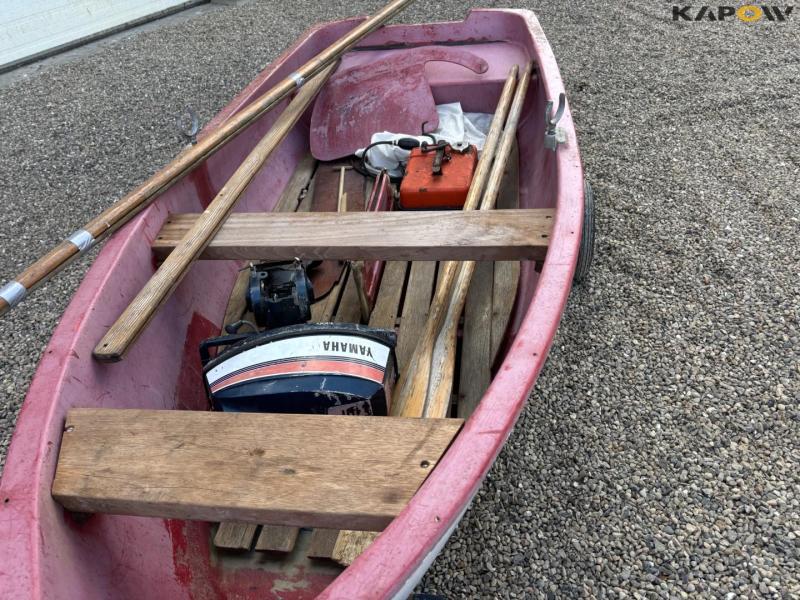 Boat with Yamaha engine 11