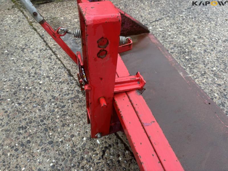 Rear shovel with tip 19