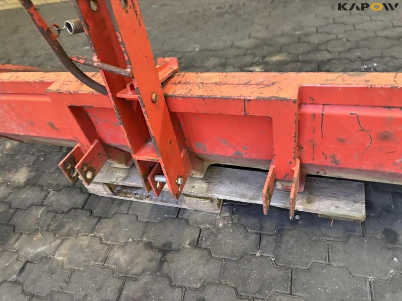 Rear tipping bucket with 3-point hitch 9