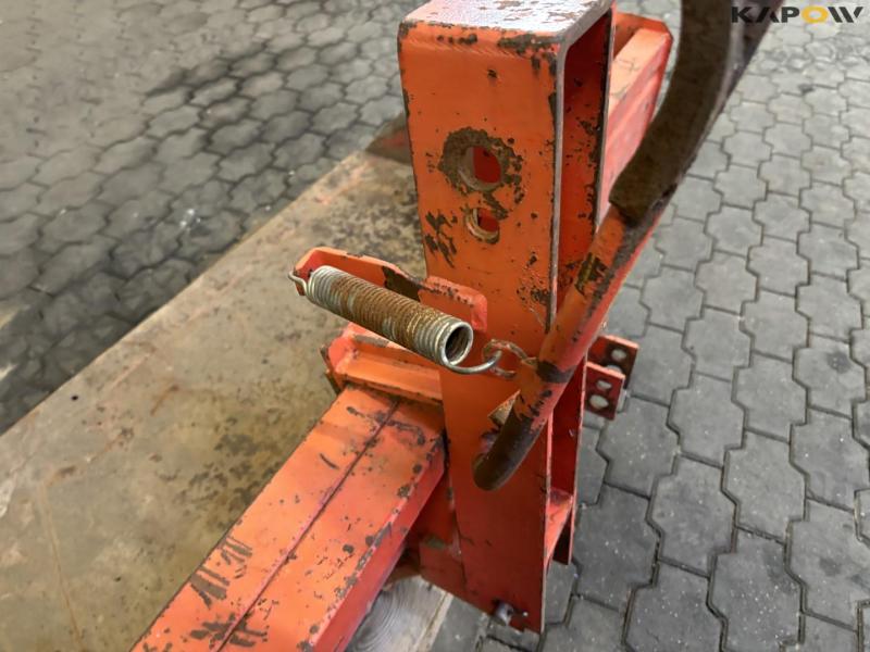 Rear tipping bucket with 3-point hitch 11