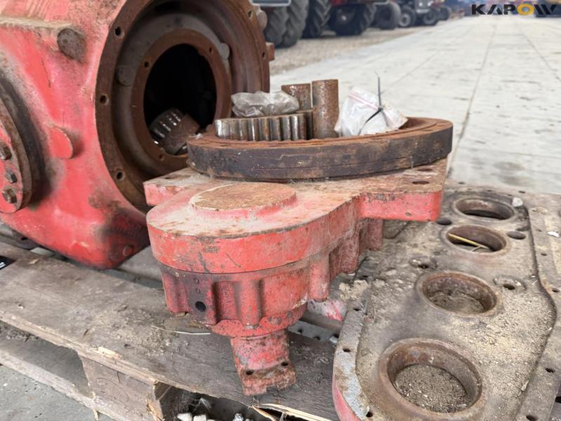 Rear gear for Massey Ferguson 19