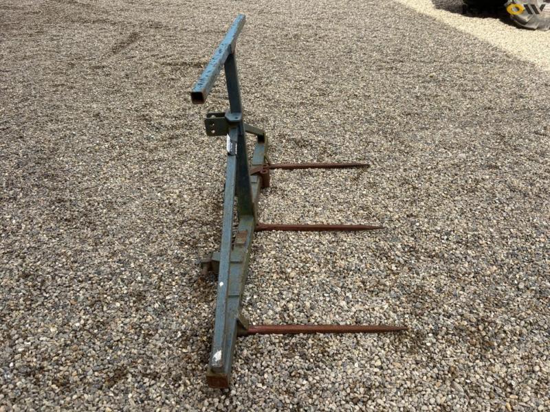 Bale fork with 3 point suspension 4