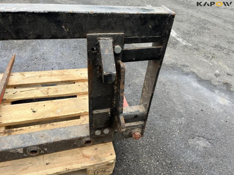 Bale spike with Euro hitch 9