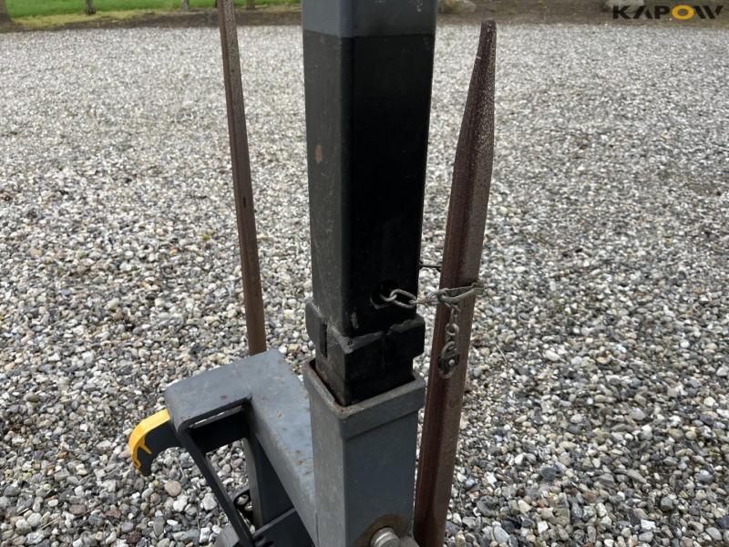 Ball spear with flap with SMS hitch 10
