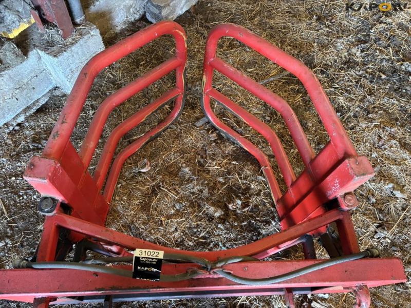 Bale clamp with Euro hitch 10