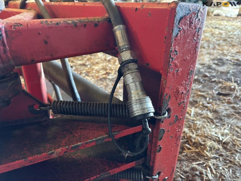 Bale clamp with Euro hitch 11