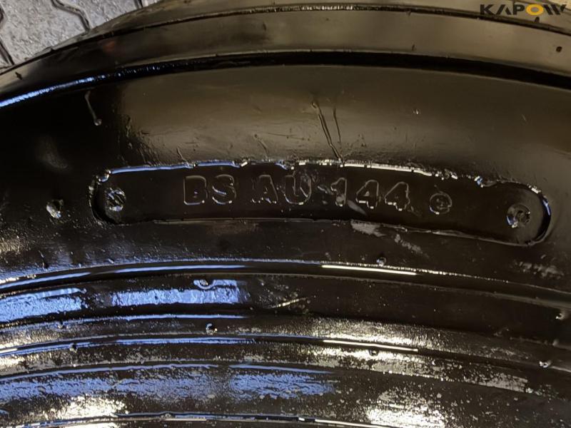 Bandenmarkt 52x20.5-20 tires 11