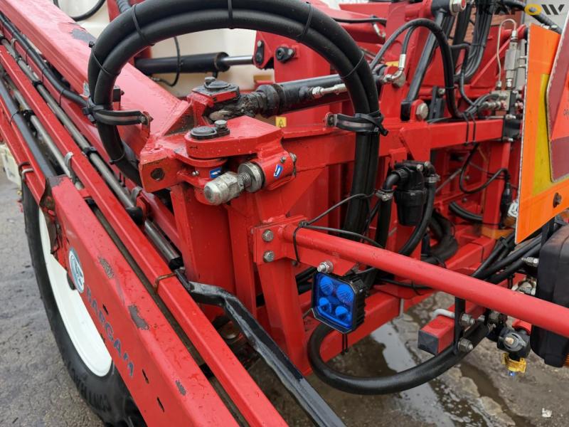 Bargam 4200 compact trailer sprayer 41
