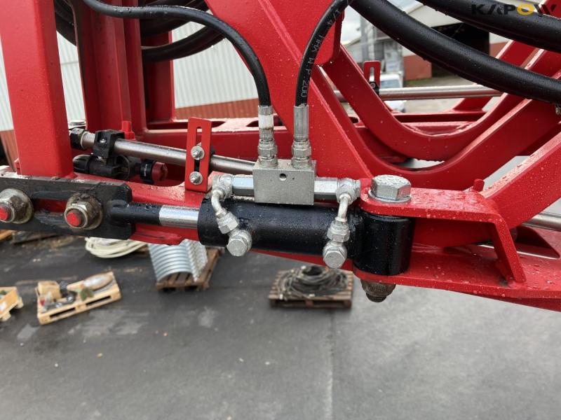 Bargam Spraymax 5500 trailer sprayer 42